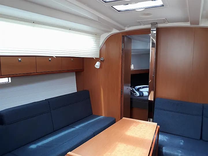 Bavaria Cruiser 37 in Sukošan / D-Marin Dalmacija Marina - Photo 3