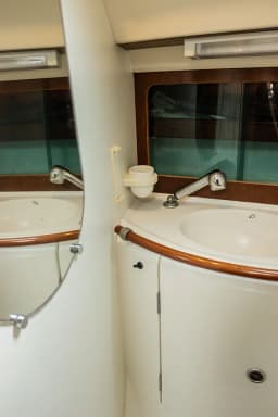 Oceanis 381 in Volos / Port of Volos thumbnail 15