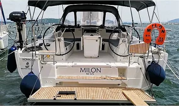 Oceanis 40.1 in Kefalonia / Sami Port - Photo 1