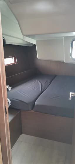 Oceanis 40.1 in Kefalonia / Sami Port thumbnail 10