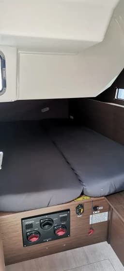 Oceanis 40.1 in Kefalonia / Sami Port thumbnail 9