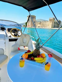 Key Largo 24 in Trogir City Port thumbnail 11