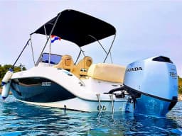 Key Largo 24 in Trogir City Port thumbnail 22