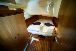 Sun Odyssey 42 i in Volos / Port of Volos thumbnail 8