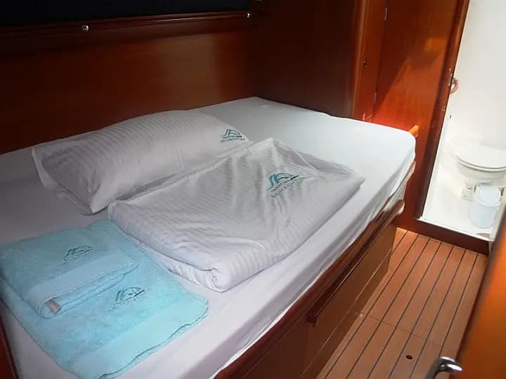 Beneteau 50 in Marmaris Yacht Marina - Photo 4