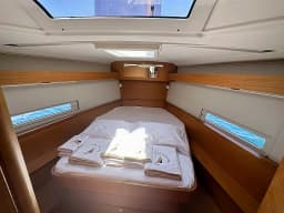 Dufour 430 in Göcek Mucev Marina thumbnail 23