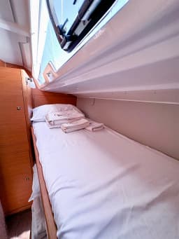 Dufour 430 in Göcek Mucev Marina thumbnail 5