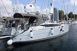 Sun Odyssey 319 in Pula / ACI Marina Pula thumbnail 6