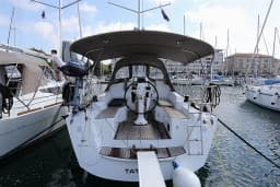 Sun Odyssey 319 in Pula / ACI Marina Pula thumbnail 9
