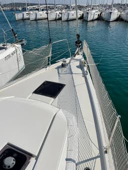 Oceanis 41.1 in Sukošan / D-Marin Dalmacija Marina thumbnail 3
