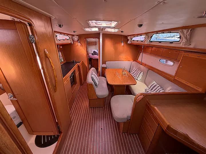 Bavaria Cruiser 40 in Lefkada / Vliho Yacht Club - Photo 5