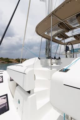 Lagoon 52 in Lavrion / Olympic Marina thumbnail 18