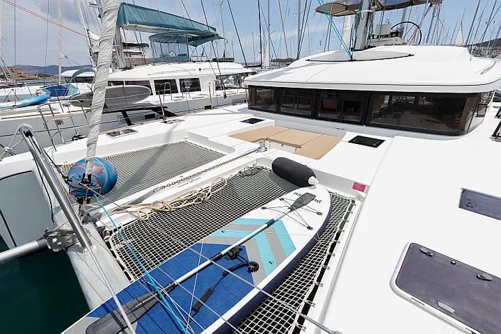 Lagoon 52 in Lavrion / Olympic Marina - Photo 4