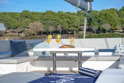 Leopard 50 in Sukošan / D-Marin Dalmacija Marina thumbnail 9