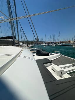 Lagoon 46 in Lefkada / D-Marin Marina Lefkas thumbnail 11