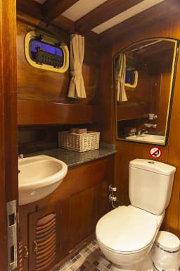 Gulet in Bodrum Marina thumbnail 17