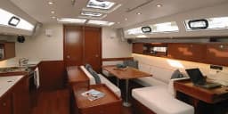 Oceanis 50 in Lefkada / Nydri Port thumbnail 9