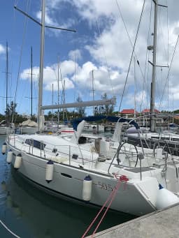 Oceanis 50 in Lefkada / Nydri Port thumbnail 6