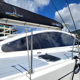 DH 550 in Eden Island / Mahe, Victoria / Eden Island Marina thumbnail 11