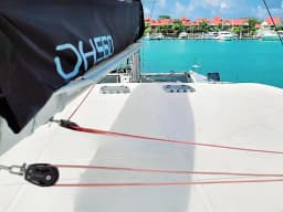 DH 550 in Eden Island / Mahe, Victoria / Eden Island Marina thumbnail 15