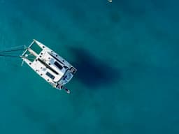 DH 550 in Eden Island / Mahe, Victoria / Eden Island Marina thumbnail 16