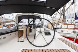 Oceanis 41.1 in Lefkada / D-Marin Marina Lefkas thumbnail 7