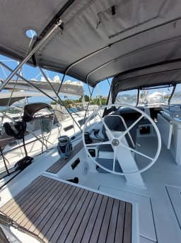 Oceanis 51.1 in Corfu / Gouvia / D-Marin Marina Gouvia thumbnail 10