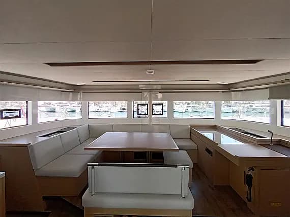 Lagoon 51 in Athens / Alimos Marina - Photo 3
