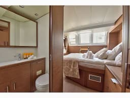 Lagoon 620 in Split / Port of Split / West Harbour thumbnail 2