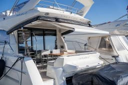 Prestige 460 in Dubrovnik / ACI Marina Dubrovnik thumbnail 24