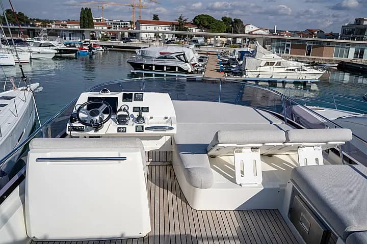 Prestige 460 in Dubrovnik / ACI Marina Dubrovnik - Photo 4