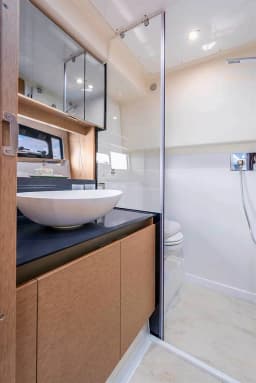 Prestige 460 in Dubrovnik / ACI Marina Dubrovnik thumbnail 5