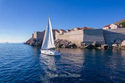 Oceanis 40.1 in Dubrovnik / ACI Marina Dubrovnik thumbnail 12