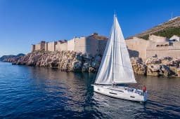 Oceanis 40.1 in Dubrovnik / ACI Marina Dubrovnik thumbnail 13