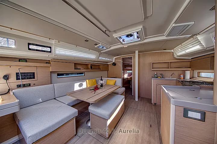Oceanis 40.1 in Dubrovnik / ACI Marina Dubrovnik - Photo 4