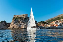 Oceanis 40.1 in Dubrovnik / ACI Marina Dubrovnik thumbnail 7