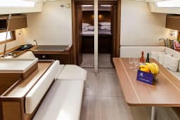 Oceanis 51.1 in Athens / Alimos Marina thumbnail 10