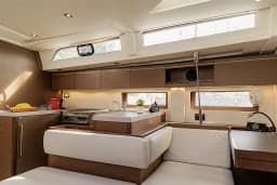 Oceanis 51.1 in Athens / Alimos Marina thumbnail 12