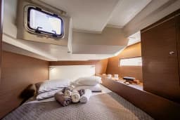 Oceanis 51.1 in Athens / Alimos Marina thumbnail 15