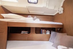 Oceanis 51.1 in Athens / Alimos Marina thumbnail 3