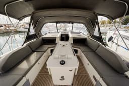 Oceanis 51.1 in Athens / Alimos Marina thumbnail 6