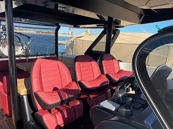 Cranchi A 46 in Cannes / IGY Vieux-Port de Cannes - Photo 2