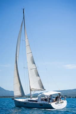 Oceanis 45 in Mrcevac / Jamb Marina thumbnail 7