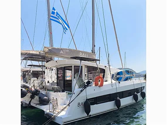 Bali Catsmart in Lefkada / Marina Perigiali - Photo 1