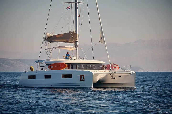 Lagoon 46 in Trogir / SCT Marina Trogir - Photo 4
