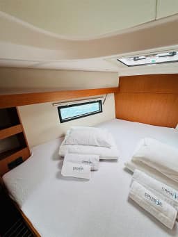 Bavaria C38 in Novi Vinodolski / Marina Novi thumbnail 14