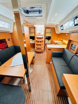 Bavaria C38 in Novi Vinodolski / Marina Novi thumbnail 15