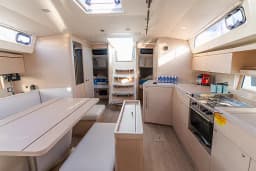 Oceanis 46.1 in Sardinia / Olbia / Marina di Olbia thumbnail 20