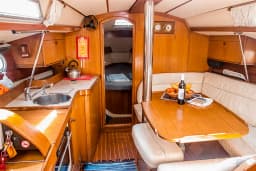Sun Odyssey 33 in Volos / Port of Volos thumbnail 11