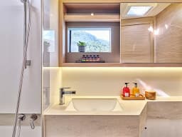 Lagoon 51 in Athens / Alimos Marina thumbnail 3